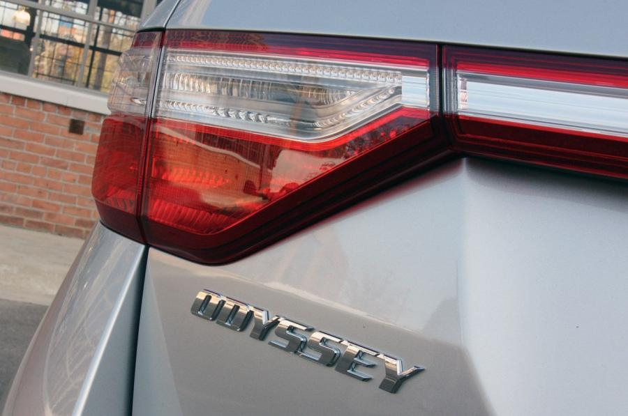  Honda Odyssey 2011 года  (фото 101 из 162)